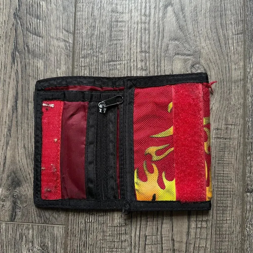 Vintage Y2K Black Red Flame Fire Skater Cotton Wallet BiFold Cardholder